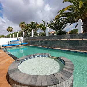 https://primera-luxury-house.hotelsfuerteventura.org